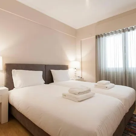 Well Situated And Cosy In Monte Daire