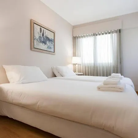 Well Situated And Cosy In Monte Daire *